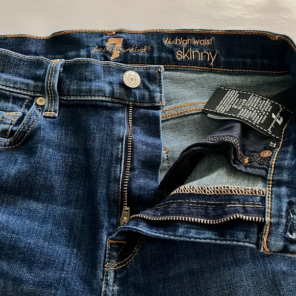 7 For All Mankind The High Waist Skinny Size 27 - Picture 16 of 16